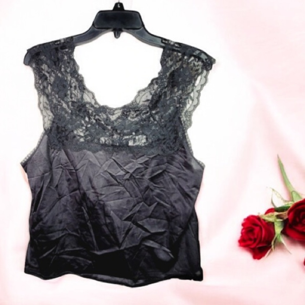 *7 MMI camisole large vintage wide lace floral strap V cut back